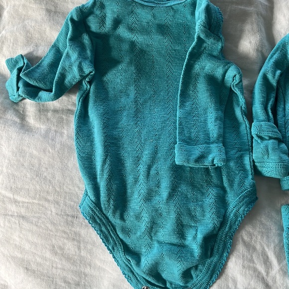 Newborn Outfits - Picture 3 of 12